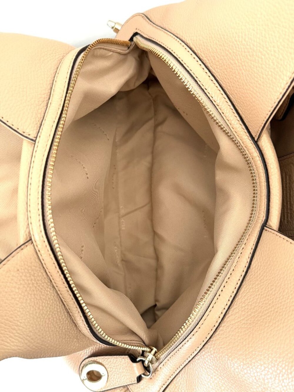 COACH Edie 31 Pebbled Leather Shoulder Bag Nude Tan 36464 - Picture 7 of 11